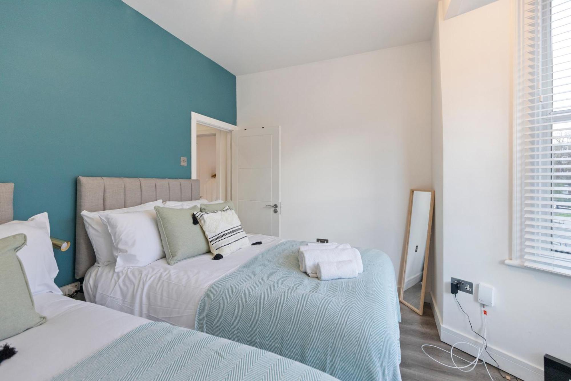 Rose Suite Camden Town 3 Bedroom Sleeps 11 London Exterior photo